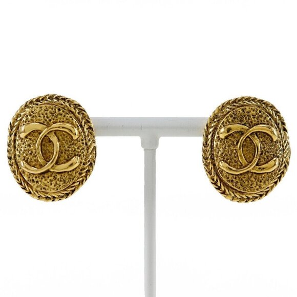 CHANEL COCO Mark Earring vintage Plated Gold 14.0g Women